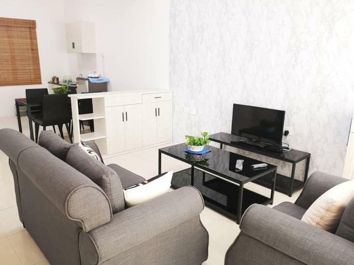78 négyzetméteres, 3 hálószobás Apartman 2 fürdőszobával Kuah területén Kültér fotó