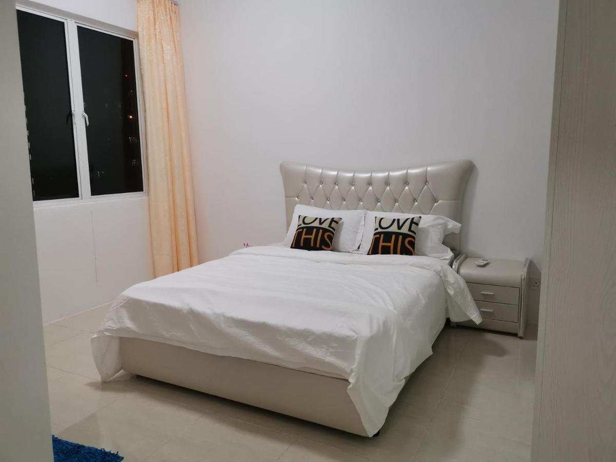 78 négyzetméteres, 3 hálószobás Apartman 2 fürdőszobával Kuah területén Kültér fotó